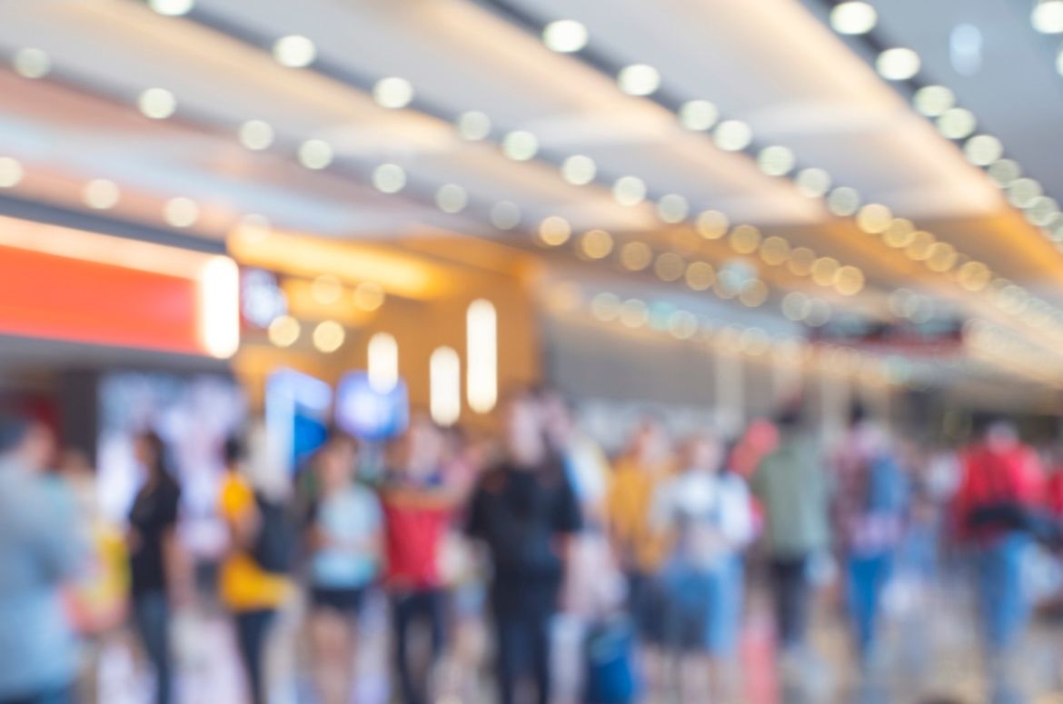 Blurred shopping centre