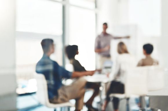 defocussed team meeting