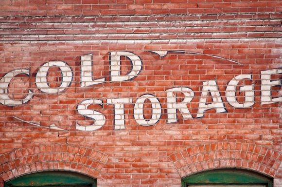Cold storage warehouse